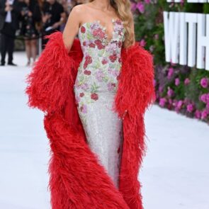 Blake Lively’s £30,000 Floral Fantasy Stuns at ‘It Ends With Us’ Premiere