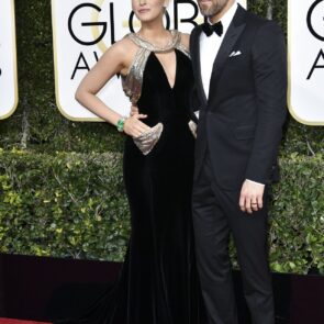 Blake Lively – Golden Globe Awards in Beverly Hills 01/08/ 2017
