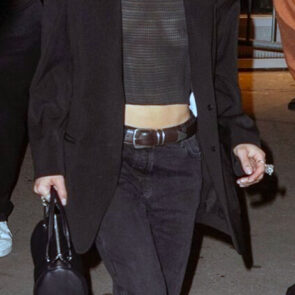 paparazzi shots of Zoe Kravitz nude tits in sheer tank top